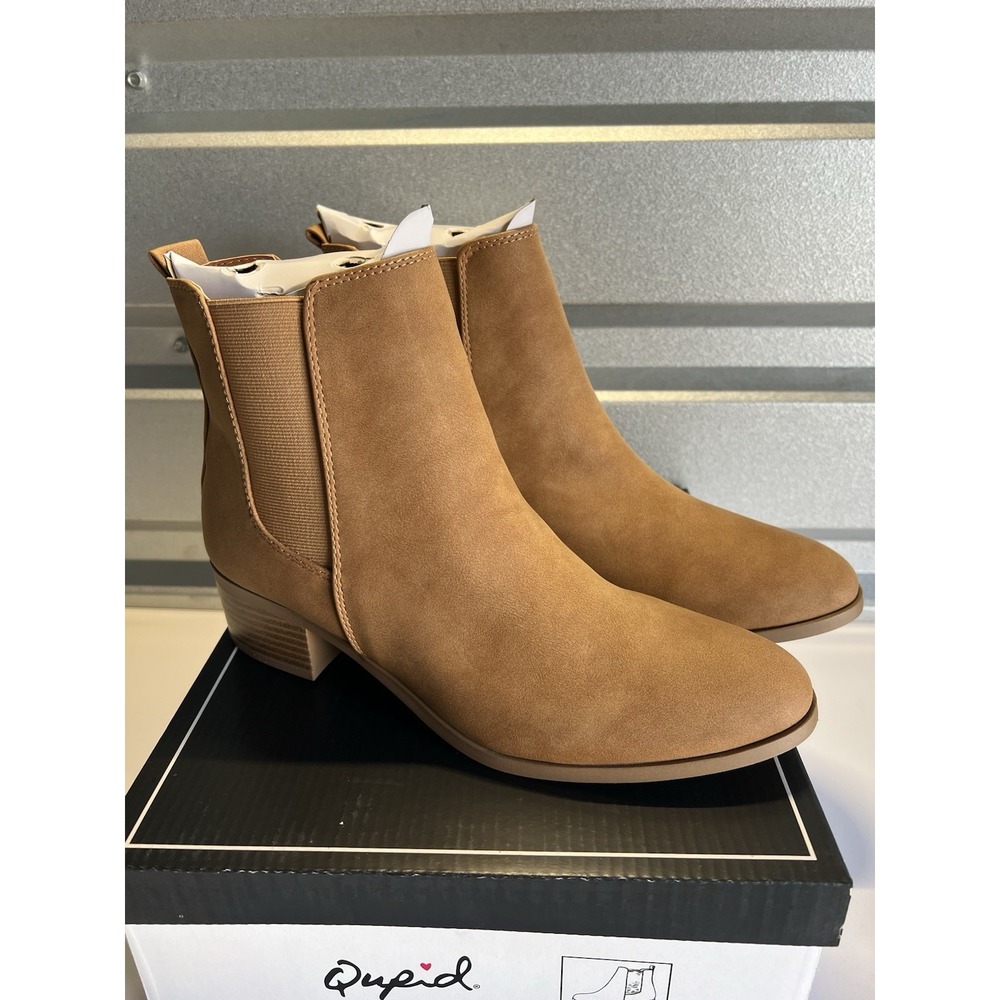 Qupid Women's Repeat Chelsea Ankle Low Heel Boots Camel Distress Nubuck Size 8.5